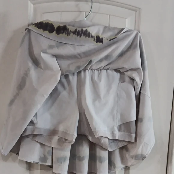 Lululemon Athletica Wide Waistband Tiered Skirted Court Rival Skort - Picture 2 of 4